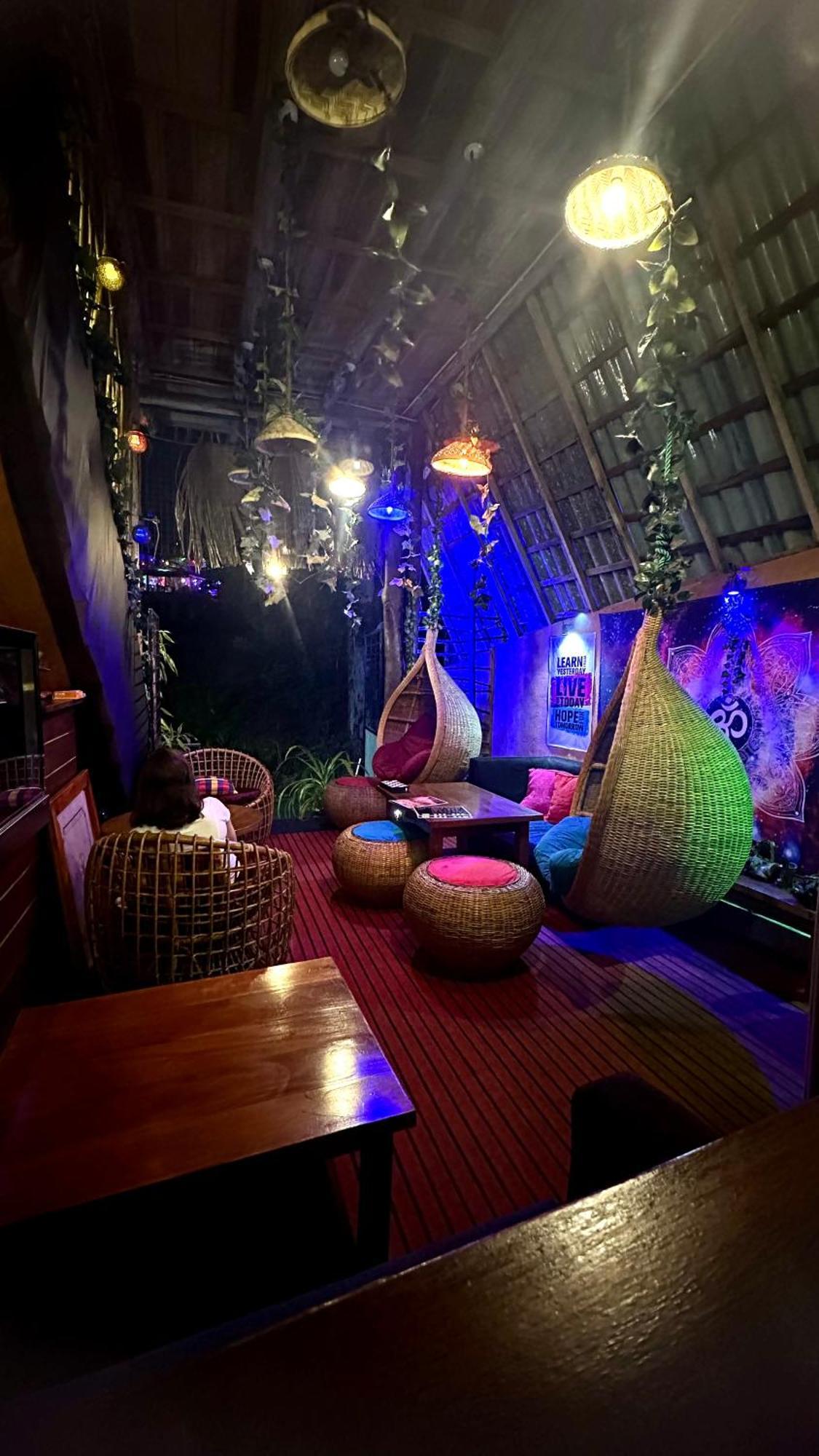 A Lounge Hostel And Cafe Ella Exterior photo